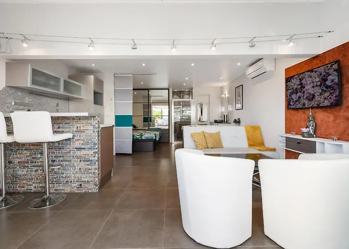 Jacuzzi Naturist Wifi Port Nature 1 アグド